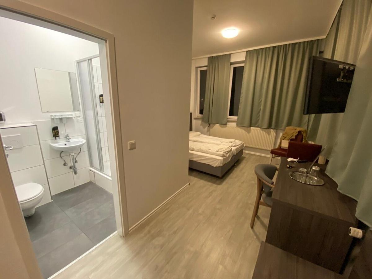 Pionier Hotel Hamburg Wandsbek Экстерьер фото