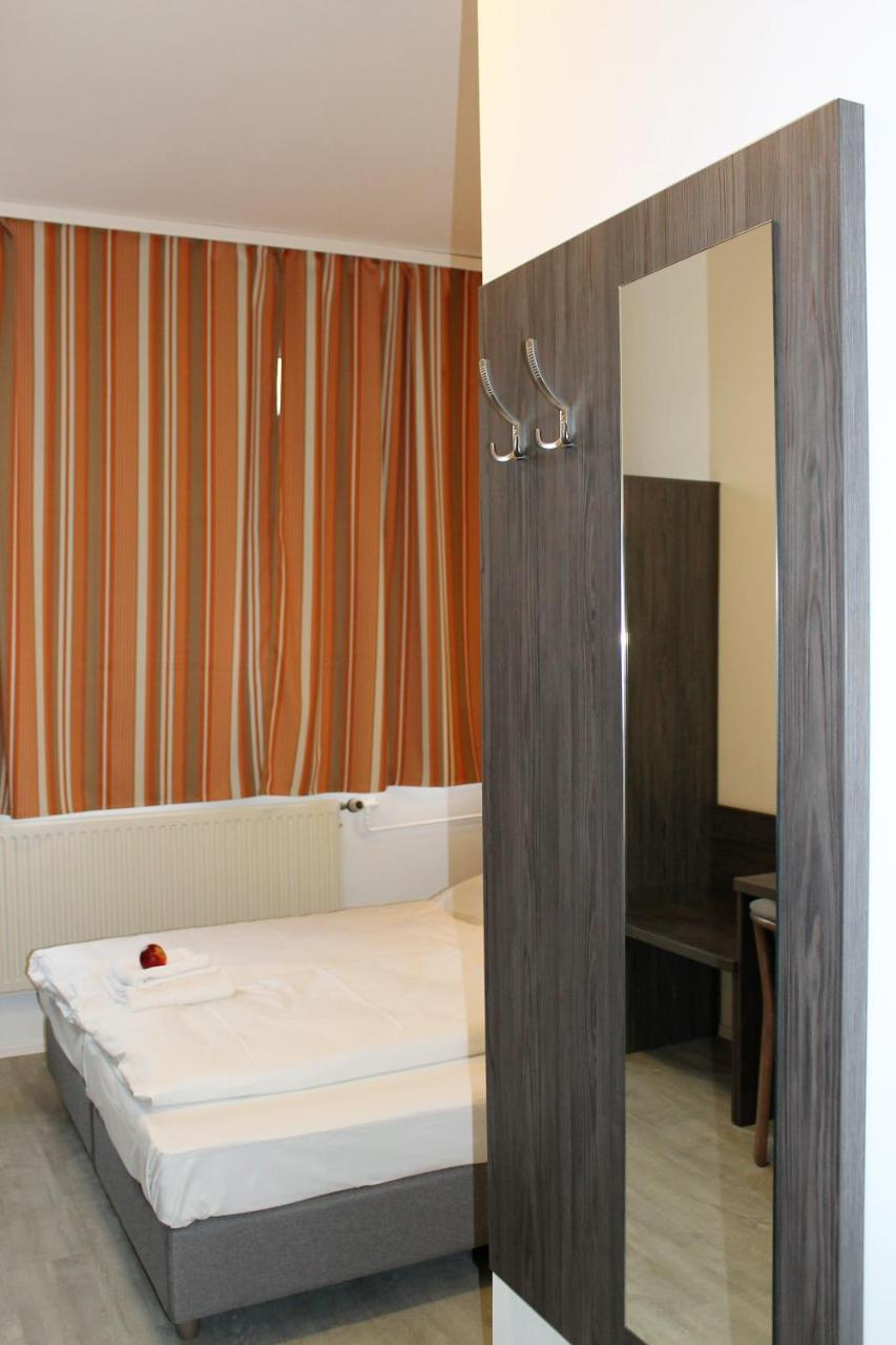 Pionier Hotel Hamburg Wandsbek Экстерьер фото