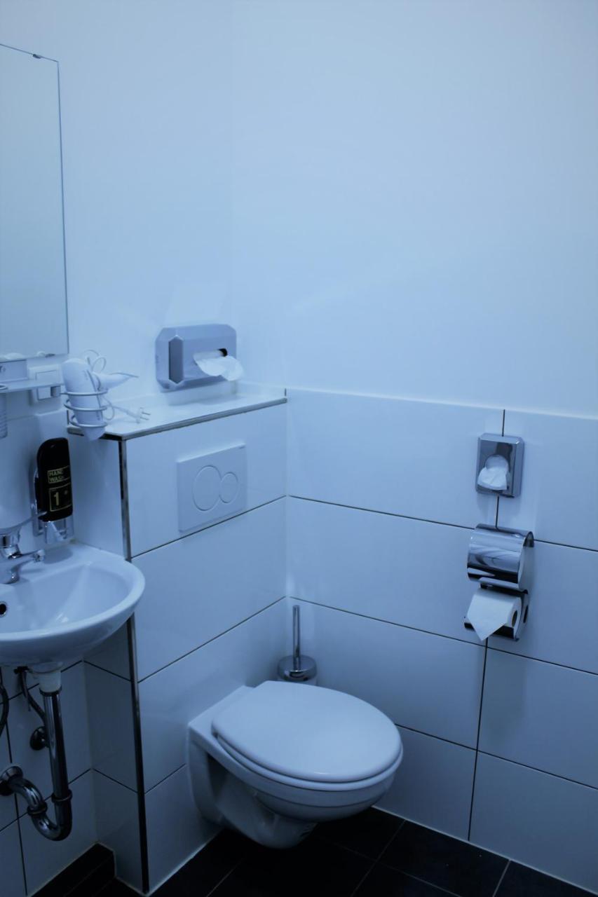 Pionier Hotel Hamburg Wandsbek Экстерьер фото