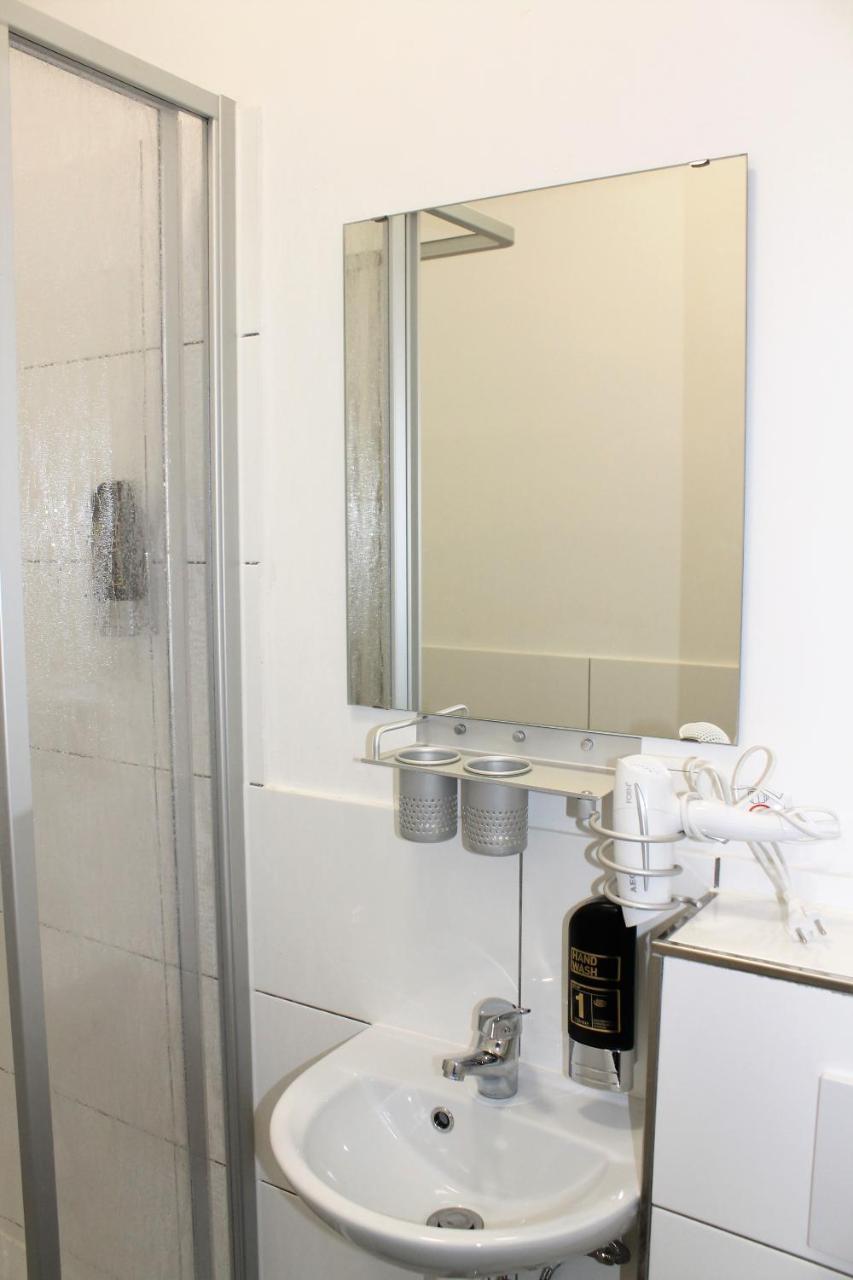 Pionier Hotel Hamburg Wandsbek Экстерьер фото