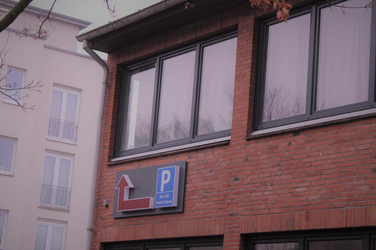Pionier Hotel Hamburg Wandsbek Экстерьер фото