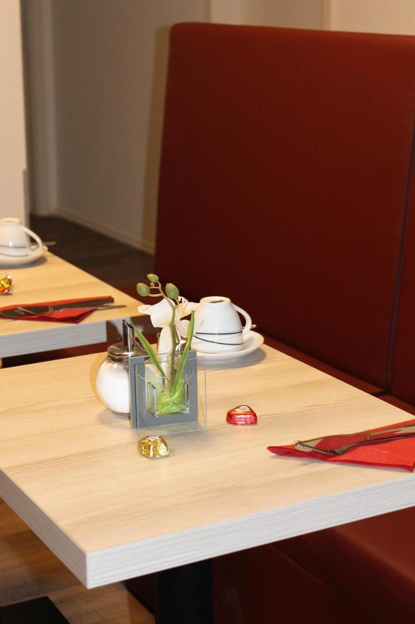 Pionier Hotel Hamburg Wandsbek Экстерьер фото
